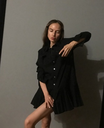 У меня есть фото, чтобы ты мог оценить мою сексуальность и привлекательность. Мои услуги включают классический секс, оральный секс, эротический массаж, стриптиз. Также я готова исполнить все твои сокровенные фантазии и пожелания. Мои клиенты, восхищенные моими способностями, оставляют благодарные отзывы. Жду тебя, чтобы создать незабываемые моменты вместе! 💋 2860, 37 лет